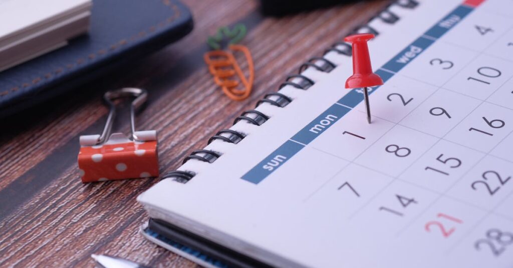 育児中の主婦がAI副業で月5万円を達成する1日のスケジュール例を示した図解