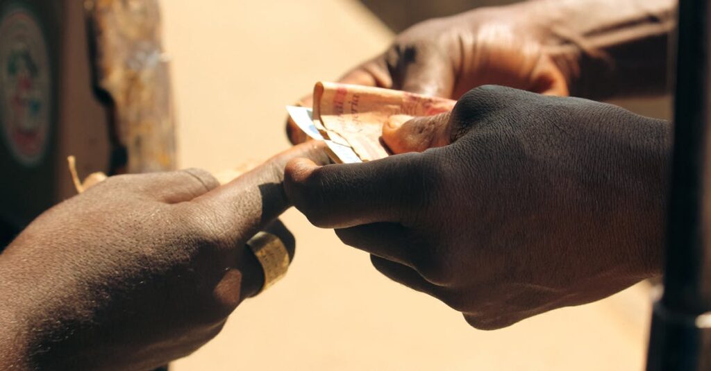 ChatGPTを使って副業収益を目指す人が最初の一歩を踏み出すための行動とマインドをまとめた図