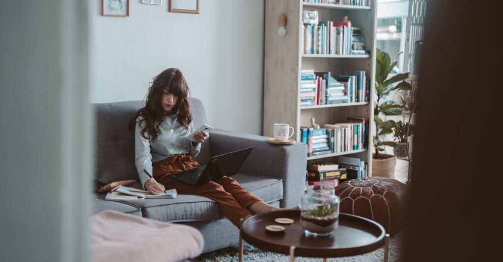 ChatGPTを使ってブログ記事の構成からタイトル生成までを効率化するステップを図解したイメージ