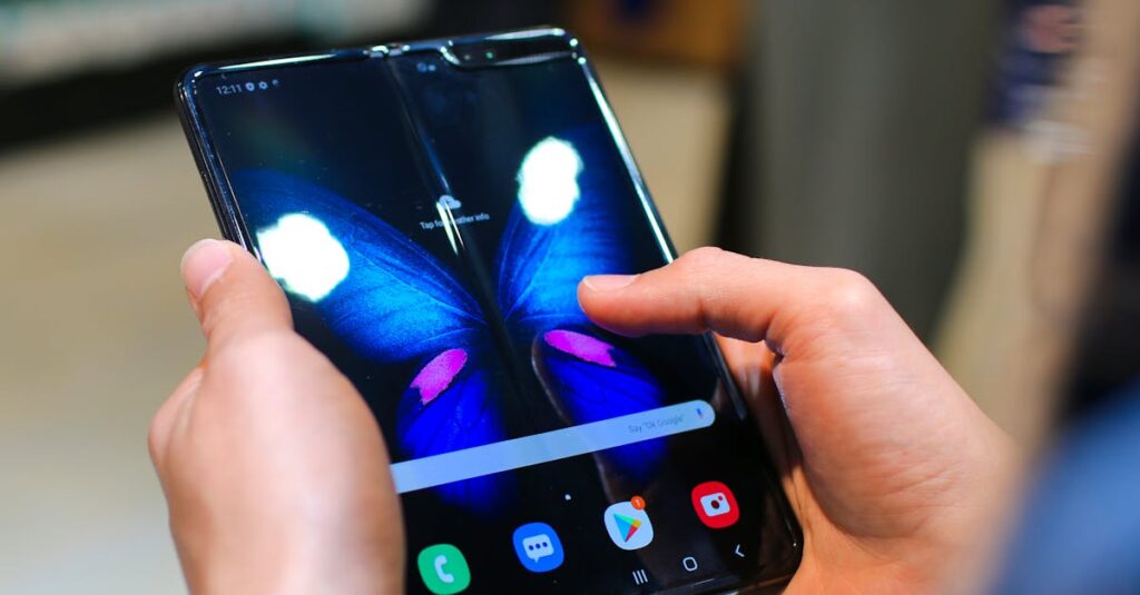 AIによるブログ自動化のリスクと注意点、失敗しないための安全な使い方を説明したイラスト