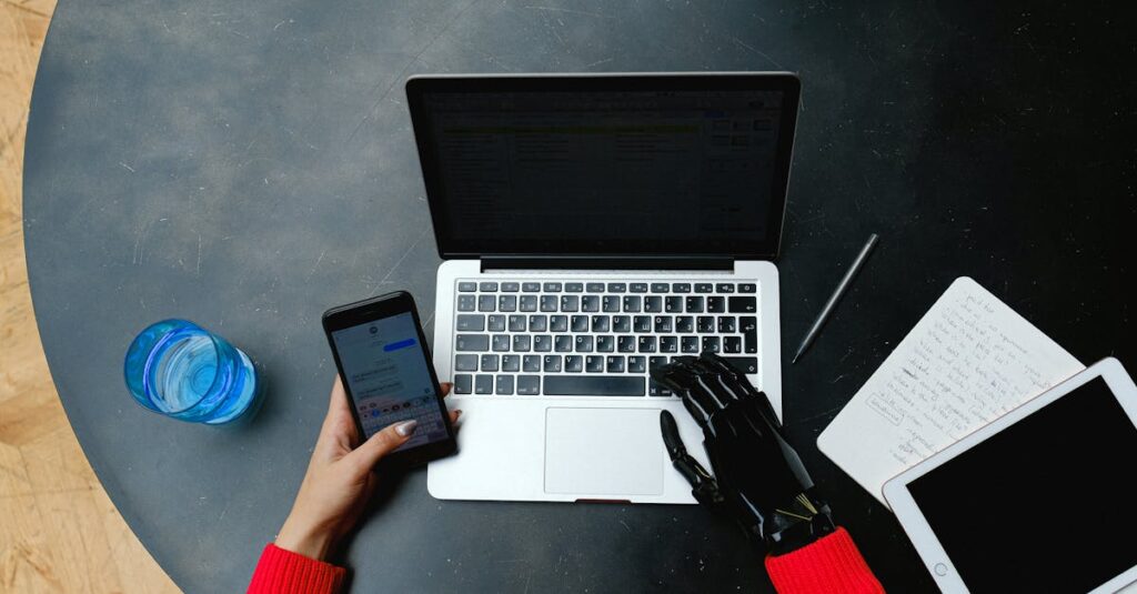 AIが在宅ワークを変える仕組みと副業トレンドを解説した図解イメージ