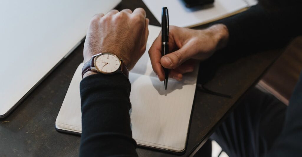 AIライティングツールの機能・価格・用途などを比較した表のイメージ