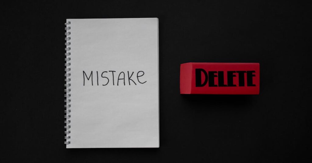 AI副業で失敗しやすい典型的な落とし穴と対処法を視覚的に表現した図